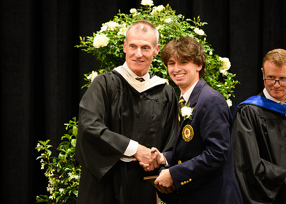 graduation25_diploma_wkl1_4906