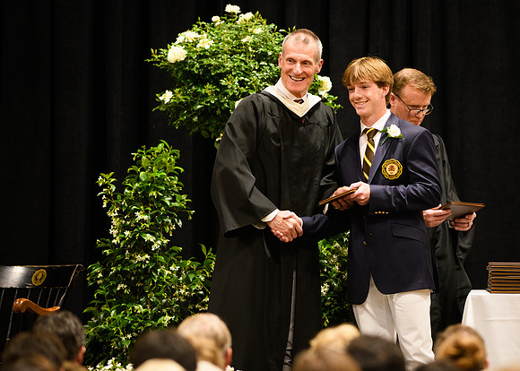 graduation25_diploma_wkl1_4991