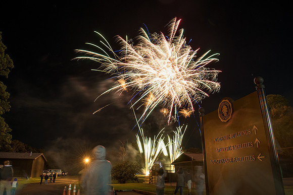 hc18_bonfireworks_wkl_3845