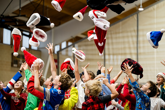 holiday_assembly24_ah_0427