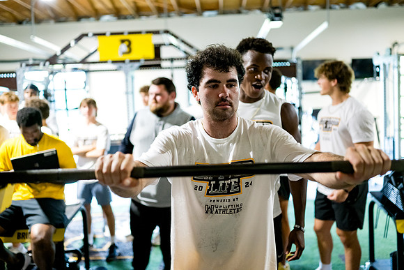 football_2024-08-01_liftforlife_ah_0142