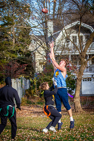 turkeybowl24_us_jfess2_1486