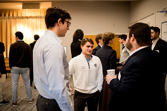 careercenter_tablenetworking24_ah_0089