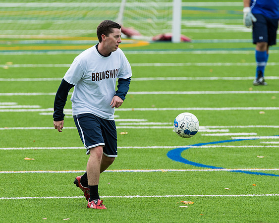 alumni_soccer16_db_4479