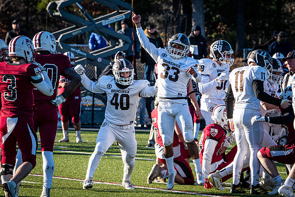 football_nepsac19_wkl5_3217