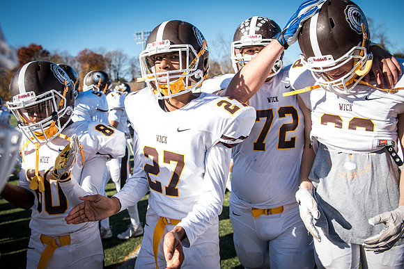football_nepsac16_wkl_3518