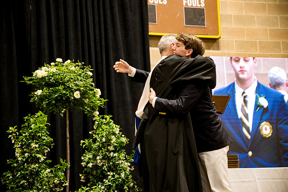 graduation25_diploma_ah_0897