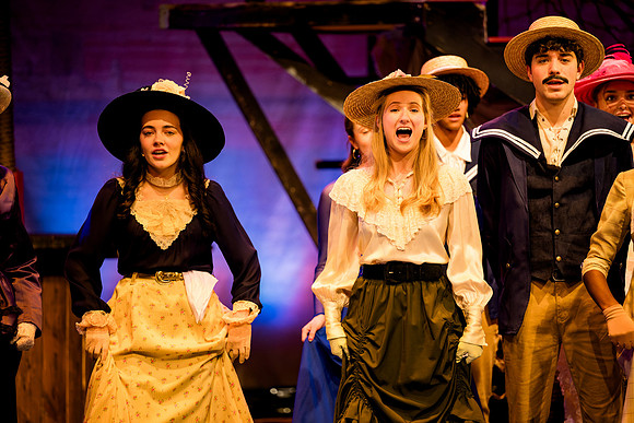 hmspinafore_springmusical25_sat2_us_ah_0191