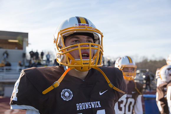 football_nepsac15_mg_8488