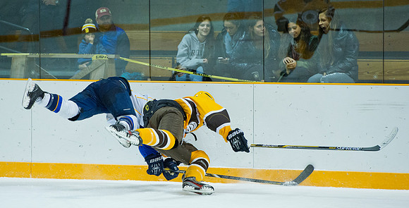 hockey_2014-11-22_hotchkiss_dburns_8005