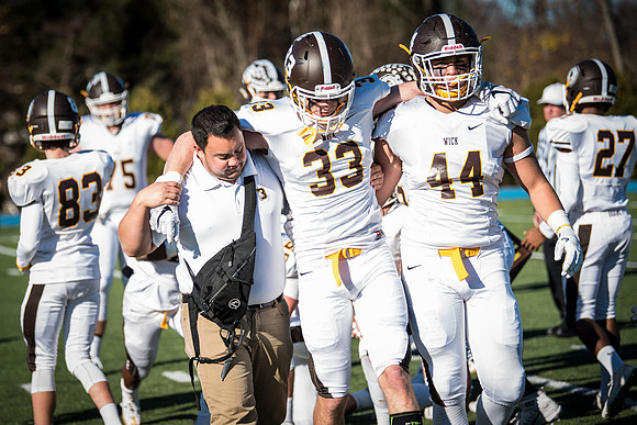 football_nepsac16_wkl_3606