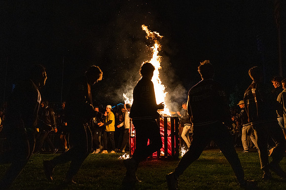 hc22_bonfireworks_jk_1757