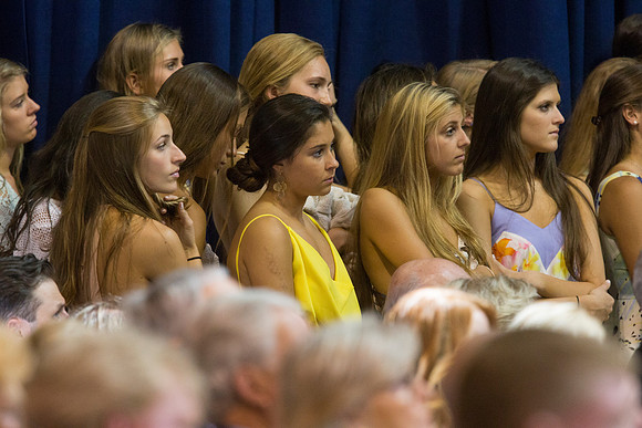 graduation15_mg1_1005