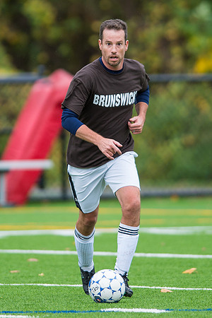 alumni_soccer16_db_7872