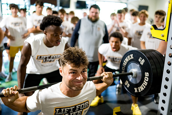 football_2024-08-01_liftforlife_ah_0108