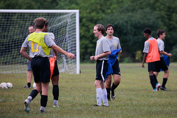 randolphvt2223_tripsoccerpre_scrimmage_bdf2_9172