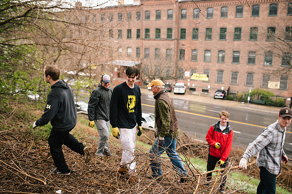 commserv18_habitat_ah_0057