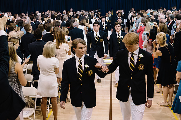 graduation16_hp_9903