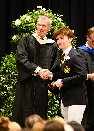 graduation25_diploma_wkl1_5191-2