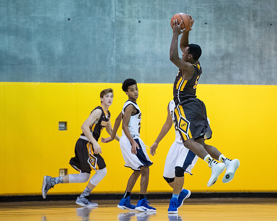 basketball_2016-12-10_dburns_5704