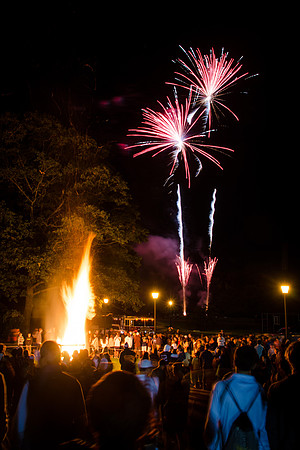 hc15_bonfireworks15_wkl_3355