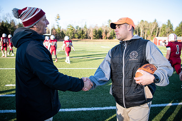 football_nepsac19_wkl8_1818