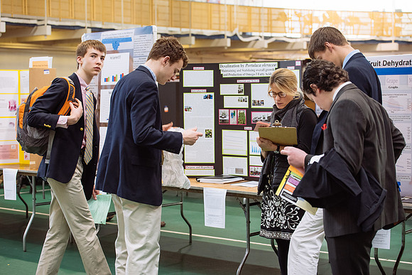sciencefair15_us_hprescott_0072