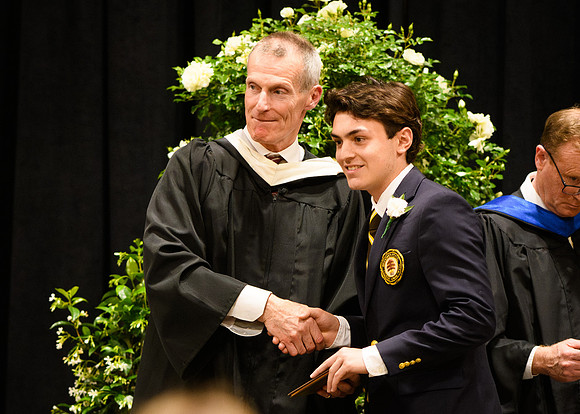 graduation25_diploma_wkl1_5106