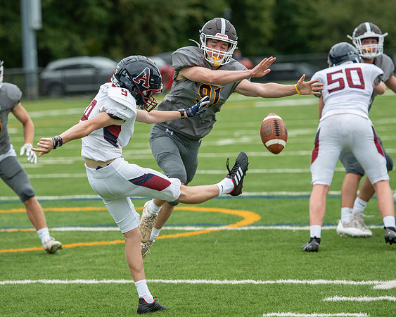 football_jv_2021-10-06_dburns_4094
