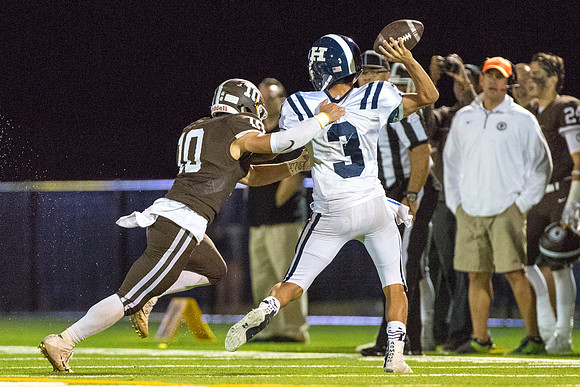football_2016-09-24_dburns_0738
