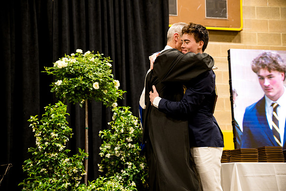 graduation25_diploma_ah_0675