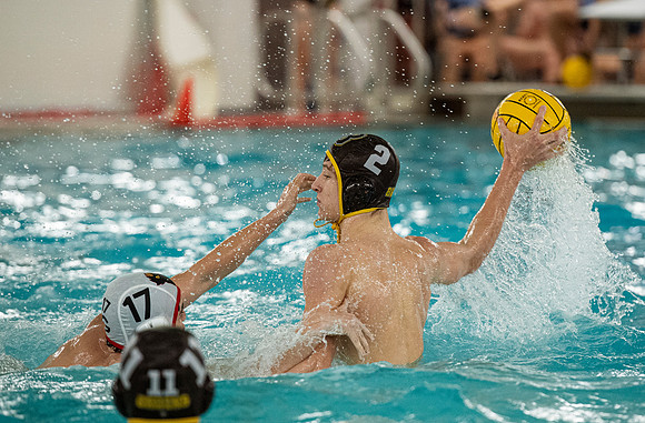 waterpolo_2021-10-09_varsitya_dburns_4503