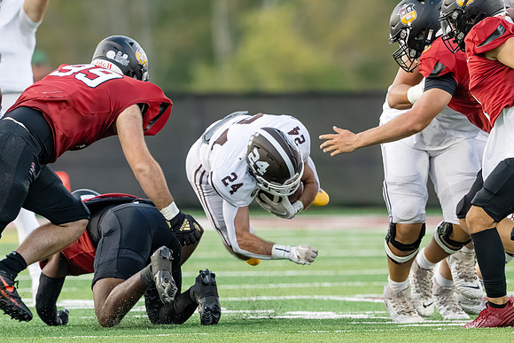 football_2024-09-20_dburns1_3626