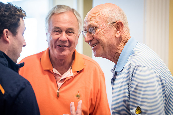 hc16_alumni_golf_wkl_6538
