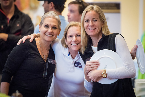 hc16_alumni_golf_wkl_6501