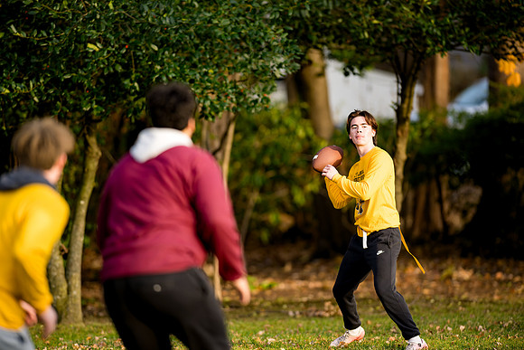 turkeybowl24_us_ah_0119