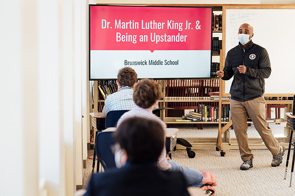 mlkjr21_ms_jk_3912