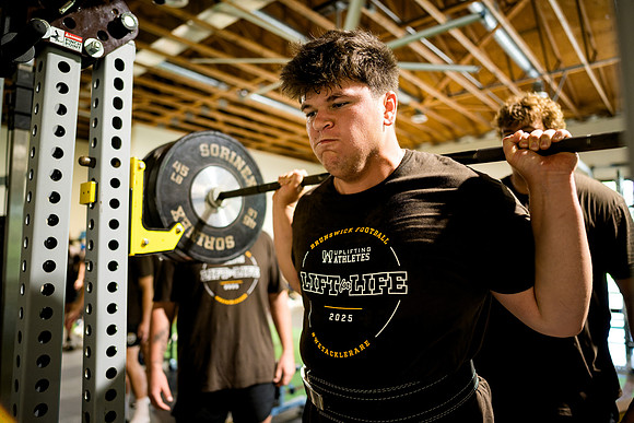football_liftforlife25_ah_0113