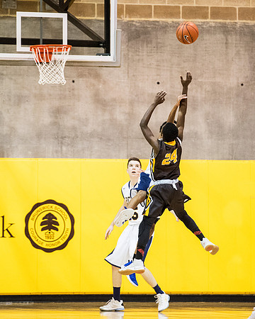 basketball_2016-12-10_dburns_5775