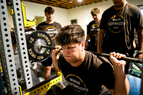 football_liftforlife25_ah_0114