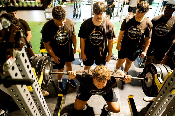 football_liftforlife25_ah_0125