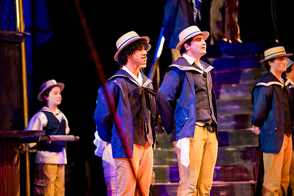 hmspinafore_springmusical25_fri_us_ah_0057