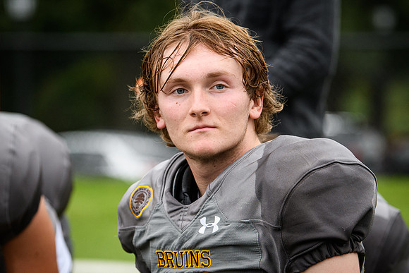 football_jv_2021-10-06_wkl1_0557