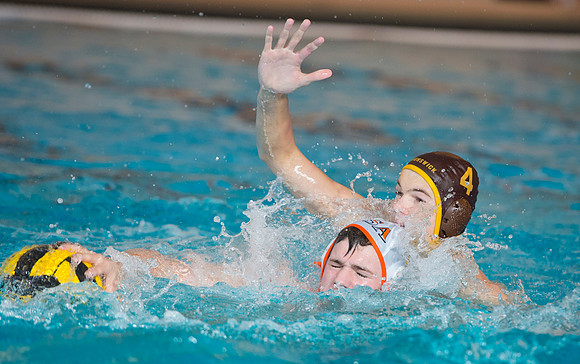 waterpolo_liquid4_01semifinal_bwk-suf_dburns_4806a