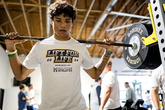 football_2024-08-01_liftforlife_ah_0078