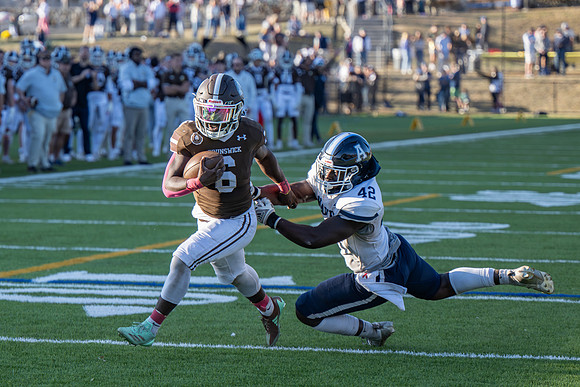 hc24_football_dburns1_6705