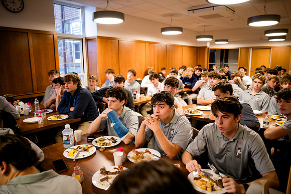 hc24_fballbfast_ah_0101