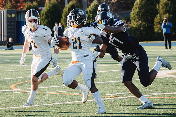 football_nepsac16_hp_3327