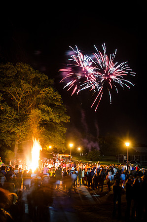 hc15_bonfireworks15_wkl_3388