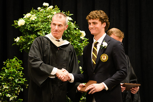 graduation25_diploma_wkl1_5224